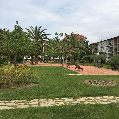 Book Ibiza Salou Appartement Buitenkant foto